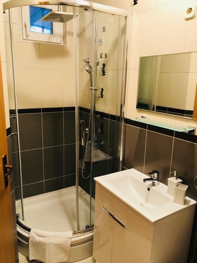 Apartman Stevic Pisak Εξωτερικό φωτογραφία