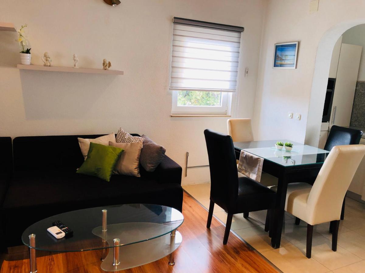 Apartman Stevic Pisak Εξωτερικό φωτογραφία